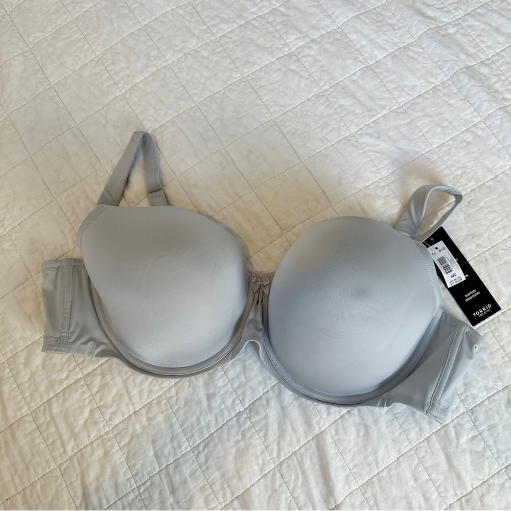 Torrid Curve Sexy T-Shirt Underwire Bra 48C NEW NWT